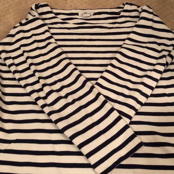 Vineyard Vines Tops - Women’s Stripped Vineyard Vines Top